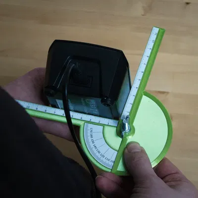 Thước đo góc chính xác cho các góc ngoài và cạnh tròn