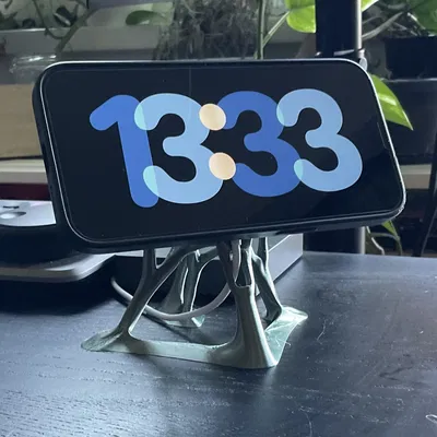 Giá đỡ Magsafe tối ưu hóa hình học REMIX