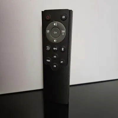 Vỏ bọc điều khiển từ xa Klipsch với nam châm tích hợp