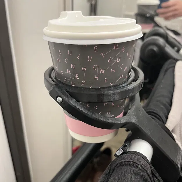 Móc treo xe đẩy Mountain Buggy Duet với giá đỡ cốc gyroscopic - Image 1