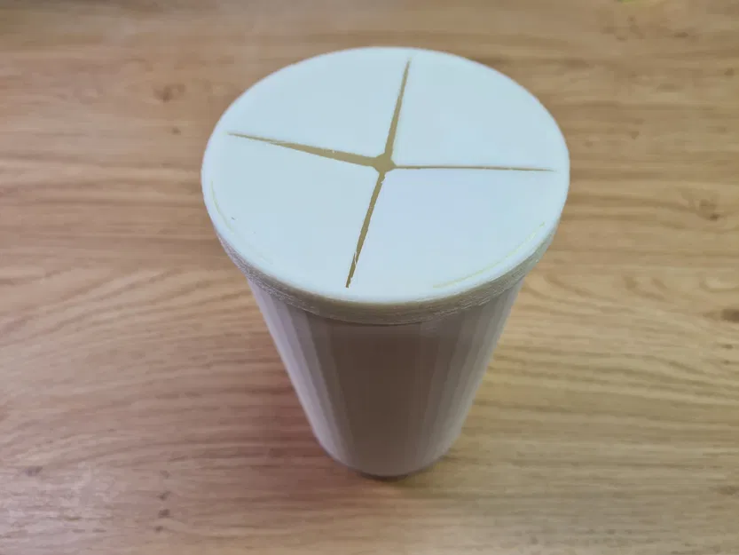 Thùng rác với nắp linh hoạt cho ô tô - Image 2