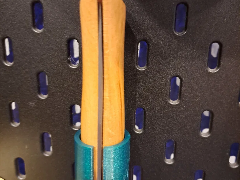 Giá đỡ Opinel N°10 cho tường Skadis của IKEA - Image 1