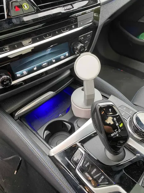 Mở rộng giá đỡ cốc cho bộ sạc Magsafe của Apple - Image 1