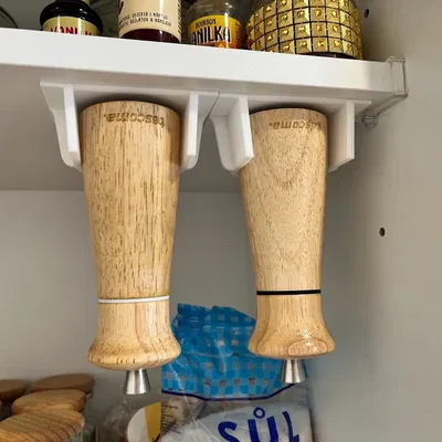 Giá treo máy xay tiêu muối Tescoma dưới kệ bếp