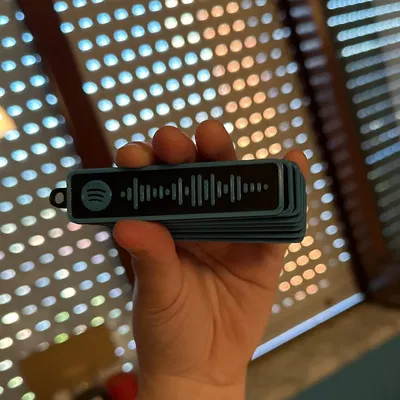 Bộ sưu tập móc khóa Spotify với các mẫu thẻ âm nhạc