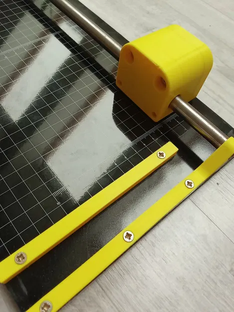 Máy cắt giấy với lưỡi dao tròn OLFA 45mm - Image 2