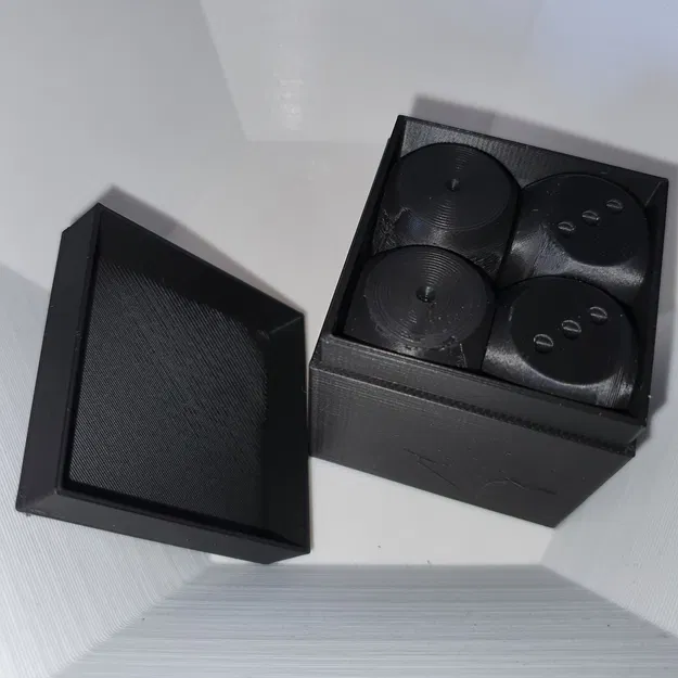 Bộ xúc xắc Lucky Six trong hộp cube tinh nghịch - Image 3