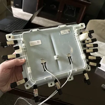 Bộ chuyển đổi Apple iPhone MagSafe cho đế sạc không dây Tesla