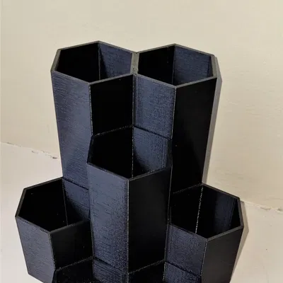 Giá đỡ bút và tổ chức đồ dùng văn phòng