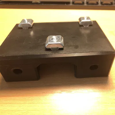 Giá đỡ bàn Fanatec CSL DD với chân cao su