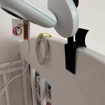 Giá đỡ camera với kẹp cho giường trẻ em và xe đẩy