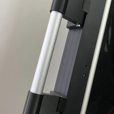 Hộp năng lượng mặt trời di động từ 2 tấm pin 100W