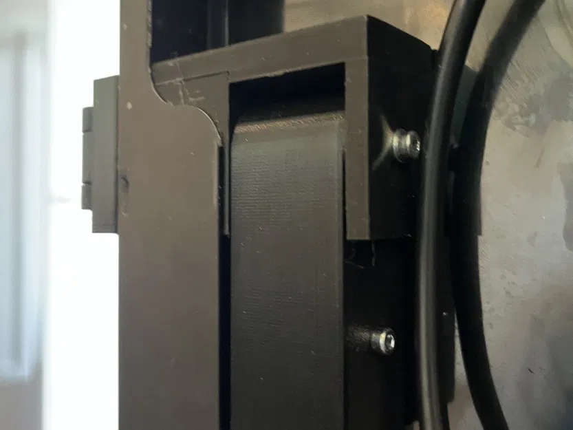 Hộp năng lượng mặt trời di động từ 2 tấm pin 100W - Image 9