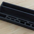 Giá đỡ bàn làm việc nhỏ với không gian cho USB và thẻ nhớ - Thumbnail 2