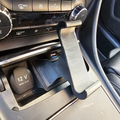 Giá đỡ điện thoại thông minh cho xe Mercedes CLA