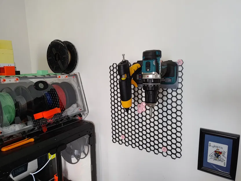 Giá đỡ công cụ Makita (18v) cho tường lưu trữ tổ ong - Image 1