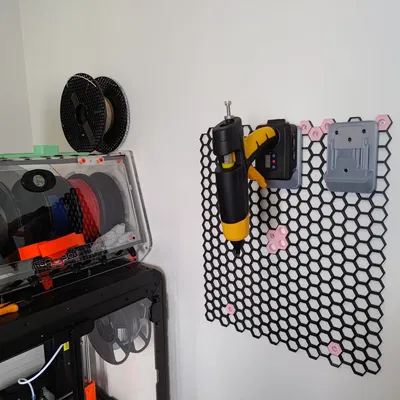 Giá đỡ công cụ Makita (18v) cho tường lưu trữ tổ ong