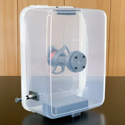 Hộp khô filament DAISO 5.5L với chức năng quay tay