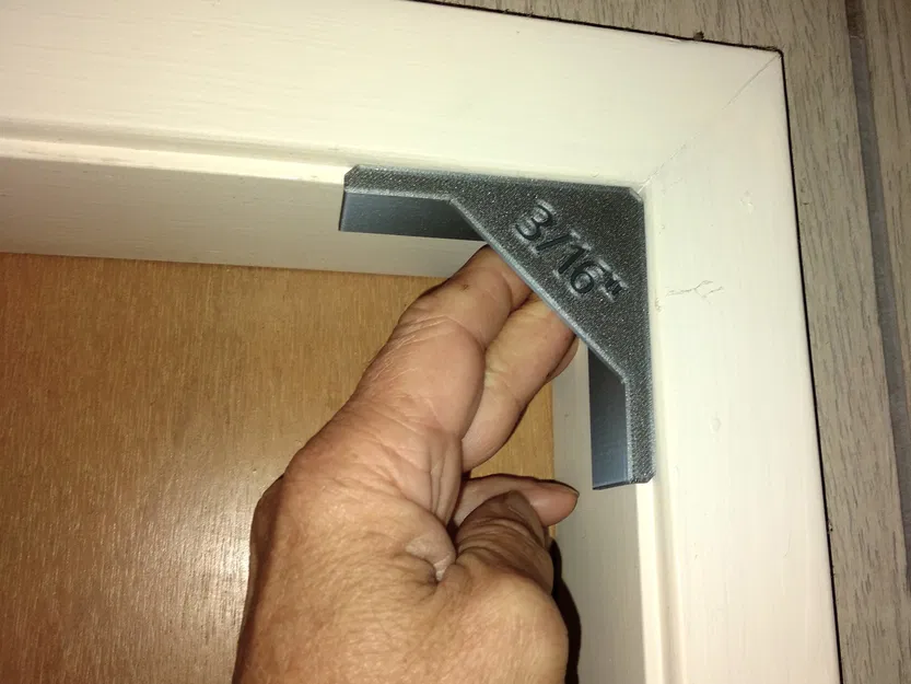 Giá đỡ lắp đặt khung cửa và cửa sổ - Image 1