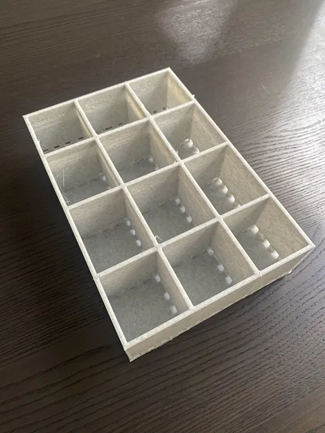 Hộp trồng cây giống với bể chứa nước - Image 2