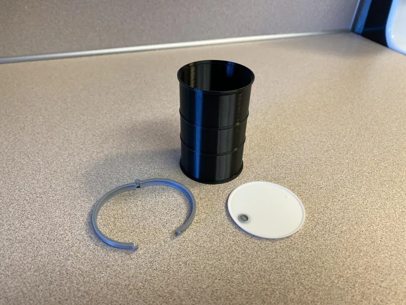 Thùng 55-Gallon tỷ lệ 1/14 với nắp và vòng giữ nắp - Image 5