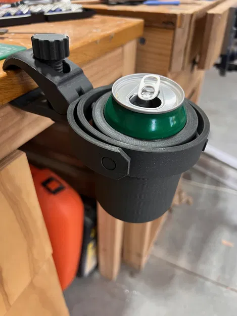 Giá đỡ lon bia/nước ngọt cho xe golf và xe đạp - Image 1