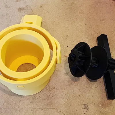 Đế keo gắn dưới đáy cho cốc sạch sẽ hơn