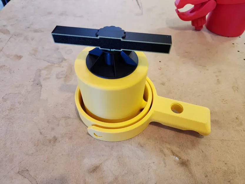 Đế keo gắn dưới đáy cho cốc sạch sẽ hơn - Image 4