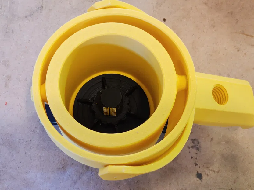 Đế keo gắn dưới đáy cho cốc sạch sẽ hơn - Image 5