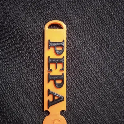 Móc khóa hình xe hơi Pepa in từ Tinkercad