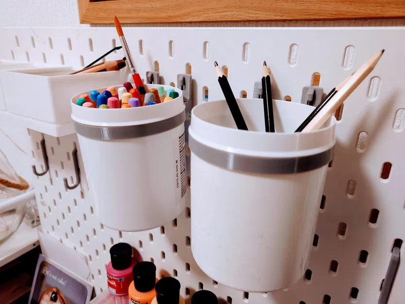 Giá đỡ bình chứa kem Aqueous trên bảng ghim Ikea Skadis - Image 1