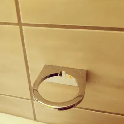 Đĩa xà phòng treo tường với lỗ thoát nước