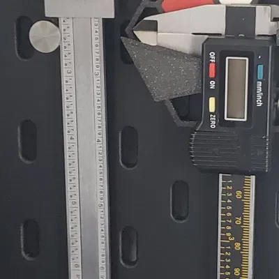 Giá đỡ thước kẹp Skadis cho thước kẹp nhỏ 6 inch