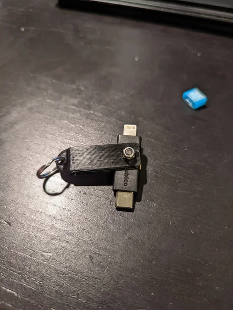 Giá đỡ yubikey 5ci sử dụng đinh vít và đai ốc M3x12 - Image 1