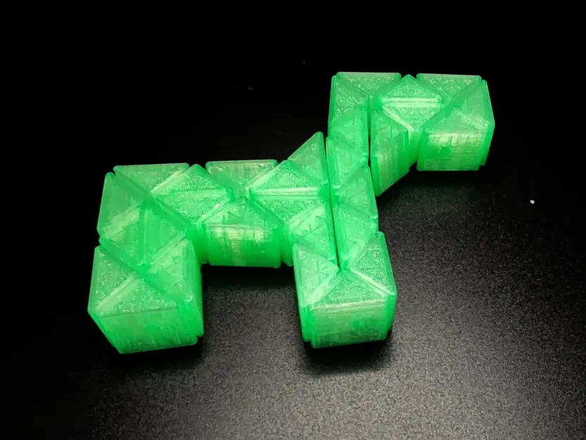 Rắn fidget in place độc đáo - Image 1