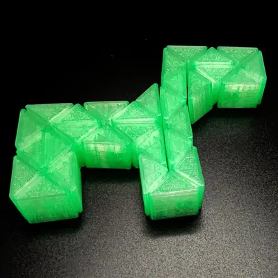 Rắn fidget in place độc đáo