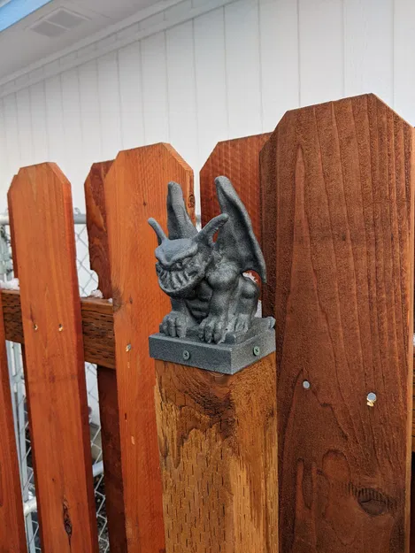 Các đầu cột hàng rào hình quái vật gargoyle - Image 3