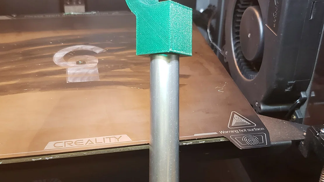 Móc treo thay thế cho chổi và cây lau nhà - Image 1