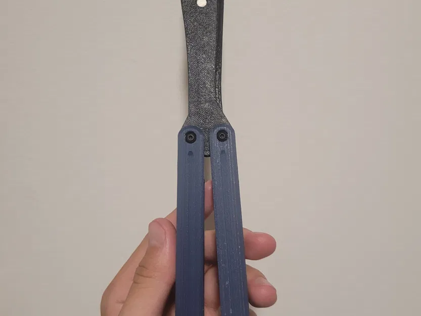 Dao bướm M3 thiết kế trong Blender - Image 1