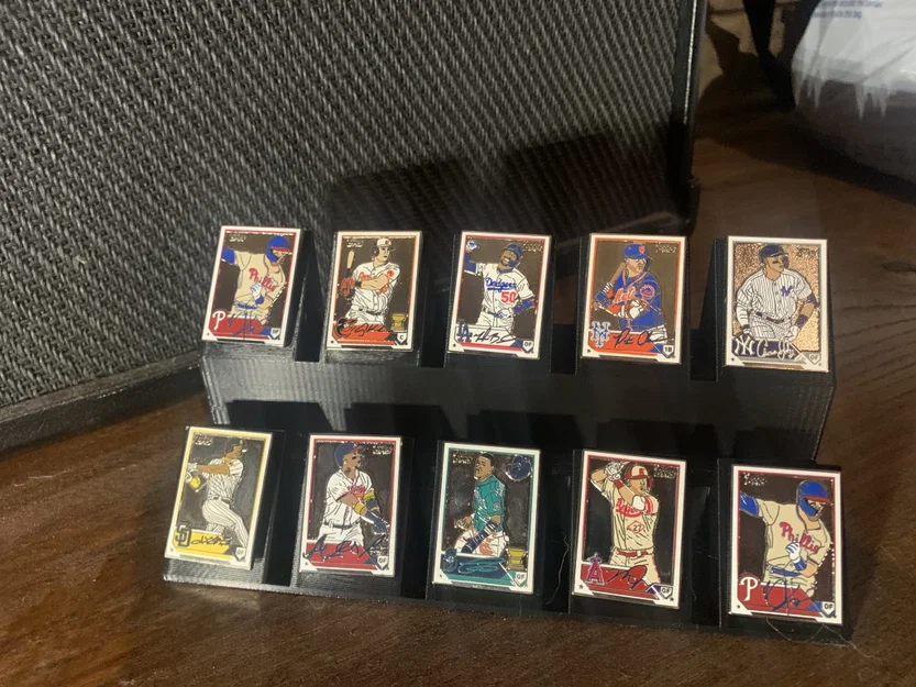 Giá đỡ bộ pin Super Box 2023 Topps Series 1 - Image 6