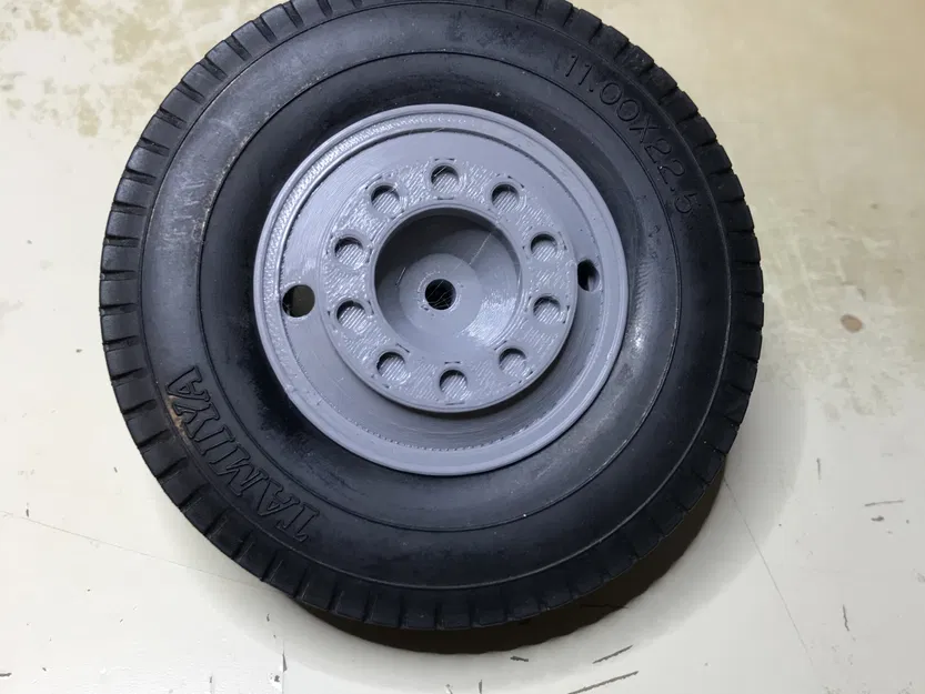 Bánh xe cho xe tải RC tỷ lệ 1/14 - Image 1