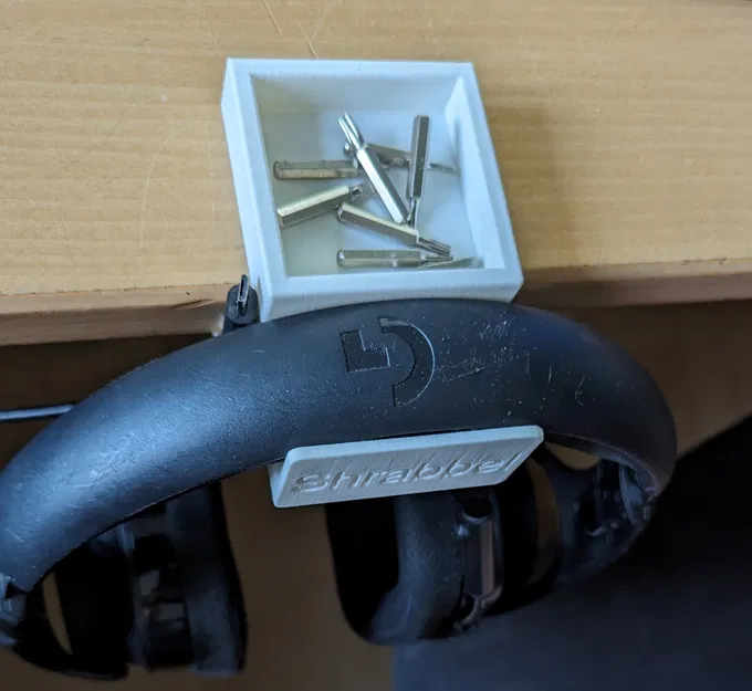 Giá đỡ tai nghe gắn bàn làm việc tối đa 33mm - Image 1