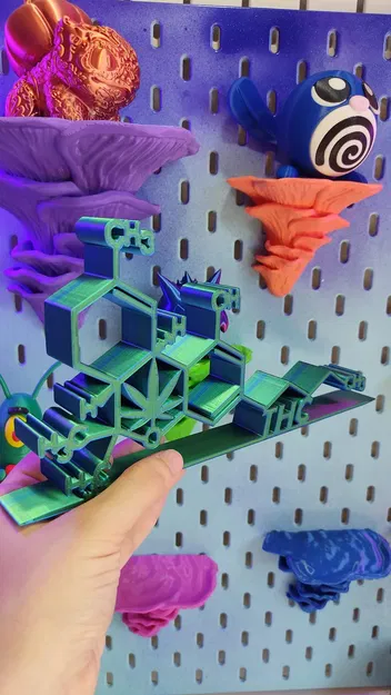 Phân tử THC với cấu trúc hóa học chi tiết - Image 1