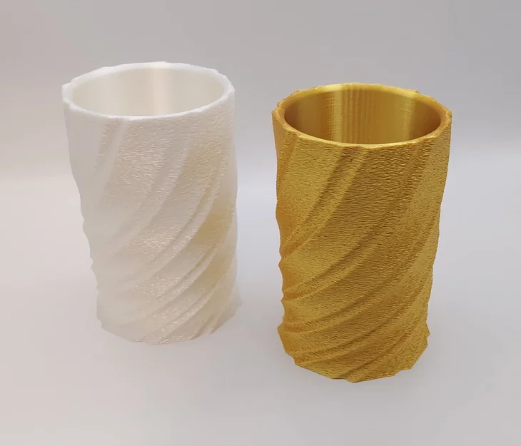 Giá đỡ bút xoắn với thiết kế tối giản cho hoa khô - Image 1