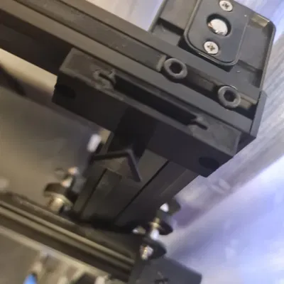 Giá đỡ cho espátula và kéo cắt dễ dàng lắp đặt