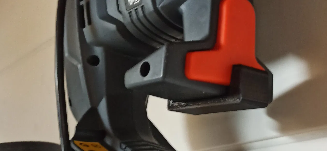 Giá đỡ tường cho máy cắt cành FERM từ ACTION - Image 2