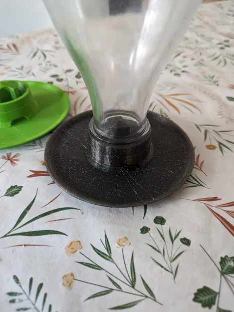 Giá đỡ chai Sodastream Crystal tiện lợi - Image 1