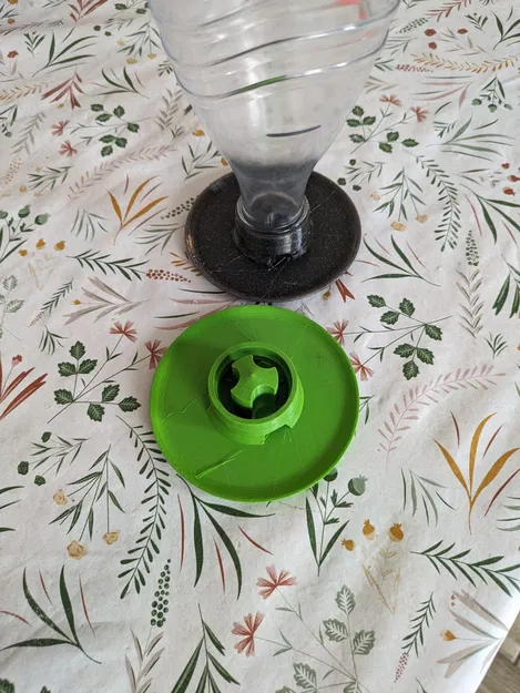 Giá đỡ chai Sodastream Crystal tiện lợi - Image 2