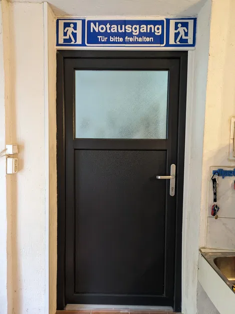 Biển báo thoát hiểm NOTAUSGANG 1 mét - Image 1