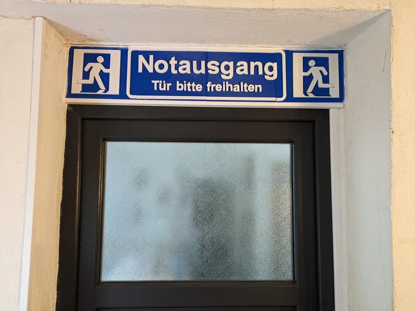 Biển báo thoát hiểm NOTAUSGANG 1 mét - Image 2